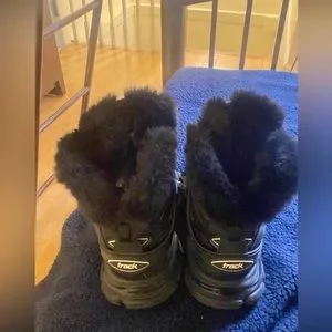 Like New Balenciaga Track Hike Black Boots Men Size 11 product is authentic Balenciaga | Shoes | Like New Balenciaga Track Hike Black  main image 3